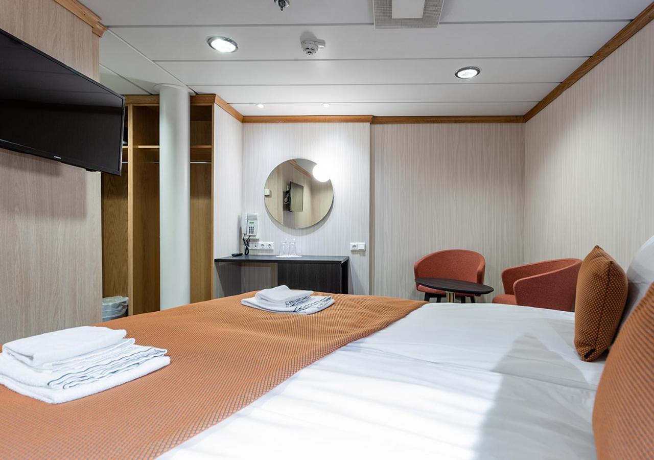 Viking Line Ferry Gabriella - One-Way Journey From Helsinki To Stockholm Ξενοδοχείο Δωμάτιο φωτογραφία